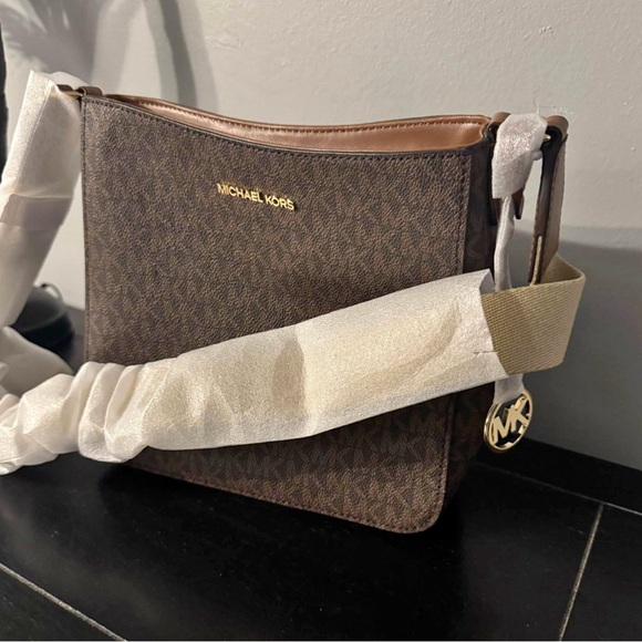 Michael Kors Small Leather Crossbody Bag - Brown NWT - Picture 3 of 4